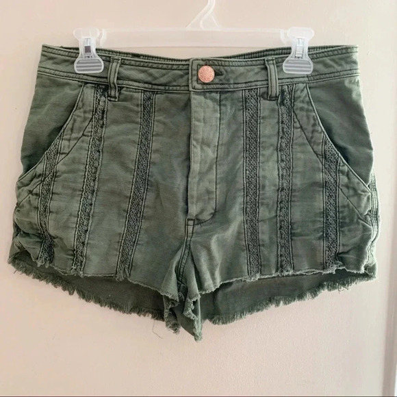 ❤️‍🔥HOST PICK❤️‍🔥 Free People Great Expectations Lace shorts NWT! - Picture 6 of 11